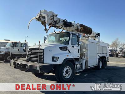 Altec D3060A-TR, 25,150 Lb Digger Derrick