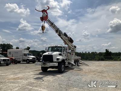 Altec DT80, 43,000 Lb Digger Derrick