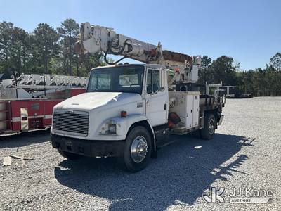 Altec D945-TB, 27,070 Lb Digger Derrick