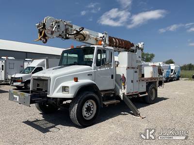 Altec D945-TR, 27,070 Lb Digger Derrick