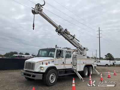 Altec D2045-TR, 30,000 Lb Digger Derrick