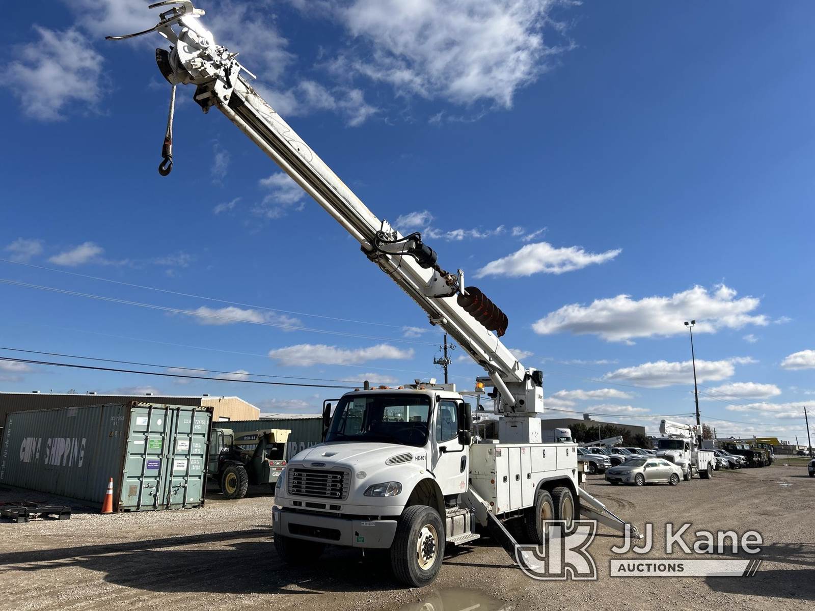 2015 Altec D3060BTR, 25,250 Lb Digger Derrick For Sale, 4,677 Hours