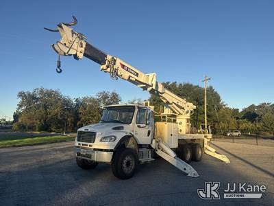 Freightliner M2 106 Tracked Digger Derrick