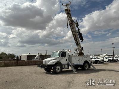 Freightliner M2 106 Tracked Digger Derrick