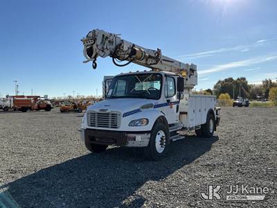 Freightliner M2 106 Tracked Digger Derrick