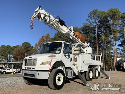 Altec D3050B-TR, 30,000 Lb Digger Derrick