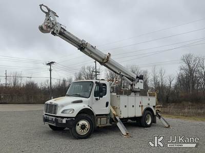 Altec DM45B-TR, 26,790 Lb Digger Derrick
