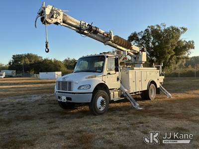 Altec DC47-TR, 23,790 Lb Digger Derrick
