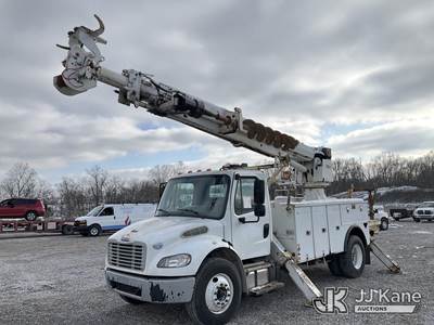 Altec DM47B-TR, 23,790 Lb Digger Derrick