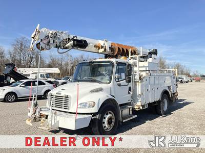 Altec DM47TR, 23,790 Lb Digger Derrick