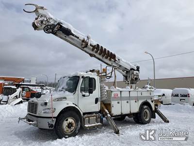 Altec DM47B-TR, 23,790 Lb Digger Derrick