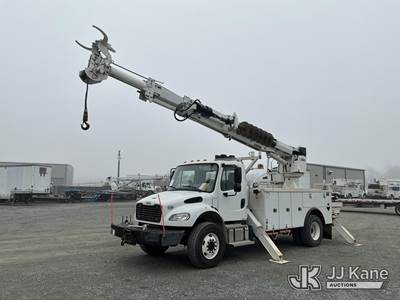 Altec DM47B-TR, 23,790 Lb Digger Derrick