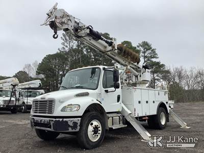 Altec DM45B-TR, 26,790 Lb Digger Derrick