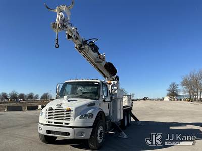 Altec DM47-TR, 23,790 Lb Digger Derrick