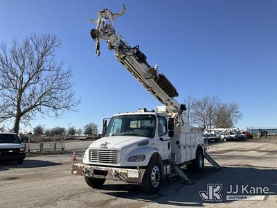 Altec DC47-TR, 23,790 Lb Digger Derrick