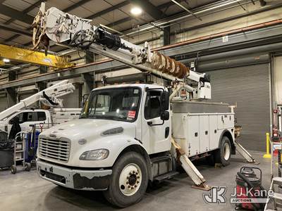 Altec DM47B-TR, 23,790 Lb Digger Derrick