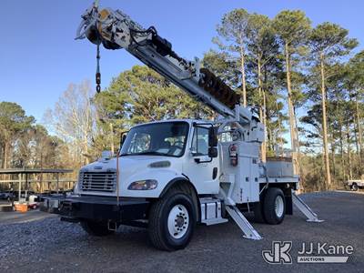 Altec DM47B-BR, 17,730 Lb Digger Derrick
