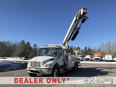 Altec DM45-BC, 16,492 Lb Digger Derrick