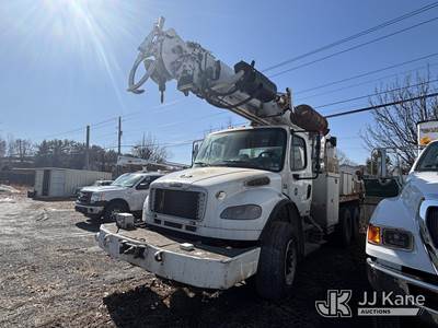 Freightliner M2 106 Tracked Digger Derrick