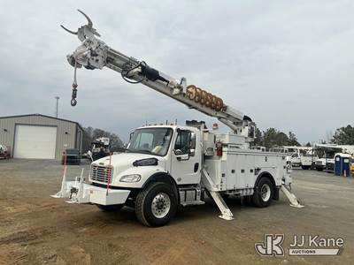 Altec DM47-BR, 17,730 Lb Digger Derrick