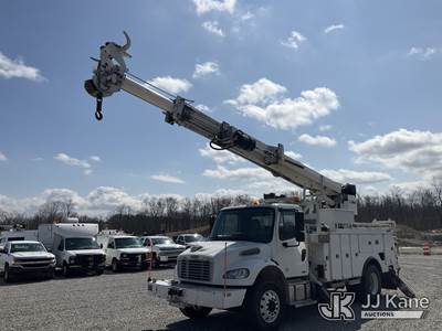 Altec DM47-TR, 23,790 Lb Digger Derrick