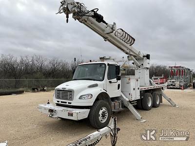 Altec D3055-BTR, 26,570 Lb Digger Derrick