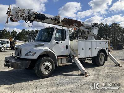 Altec DC47-TR, 23,760 Lb Digger Derrick