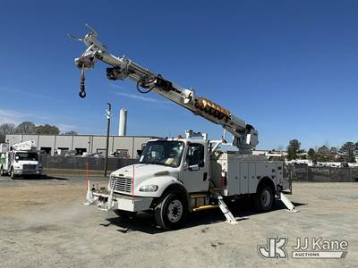 Altec DM47-BR, 17,730 Lb Digger Derrick
