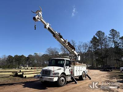 Altec DC47-TR, 23,790 Lb Digger Derrick