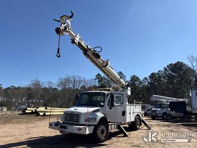 Altec DC47-TR, 23,790 Lb Digger Derrick