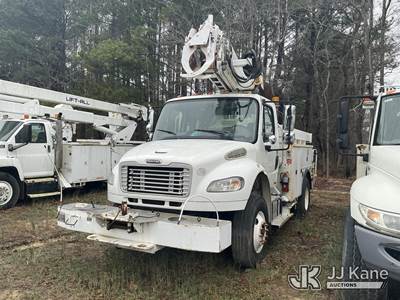 Altec DL45-BC, 19,820 Lb Digger Derrick