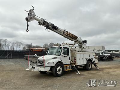 Altec DM47-TR, 23,790 Lb Digger Derrick