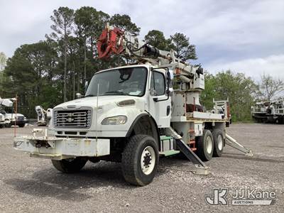 Altec DM45B-TR, 26,790 Lb Digger Derrick