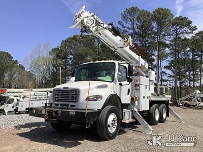 Altec D2050-BR, 24,880 Lb Digger Derrick