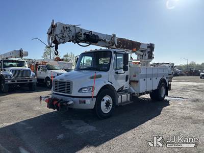 Altec DM47-TR, 23,790 Lb Digger Derrick
