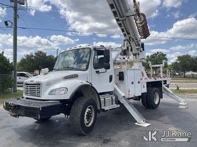 Altec DM45B-TR, 26,790 Lb Digger Derrick