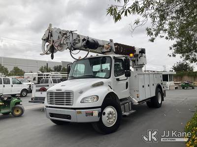 Altec DM47B-TR, 23,790 Lb Digger Derrick