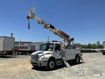 Altec DM45BTR, 26,790 Lb Digger Derrick
