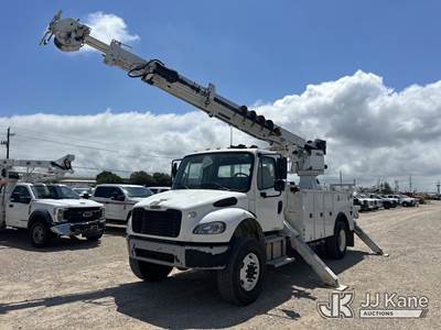 Altec DC47TR, 23,790 Lb Digger Derrick