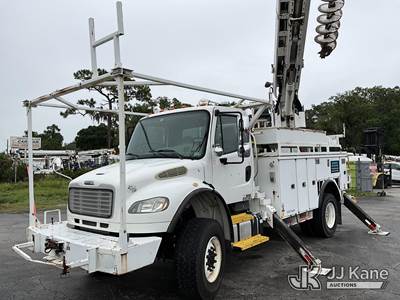 Altec DM47-TR, 23,790 Lb Digger Derrick