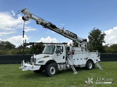 Altec DM47-BB, 17,730 Lb Digger Derrick