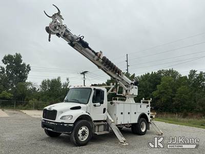 Altec DM47BTR, 23,790 Lb Digger Derrick
