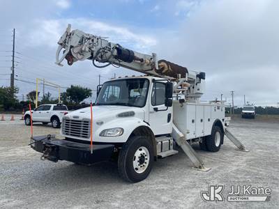 Altec DM47B-TR, 23,790 Lb Digger Derrick