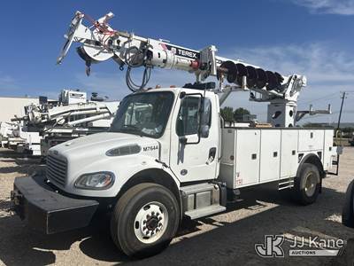 Terex Commander C4047, 23,660 Lb Articulating Material Handling Bucket Truck