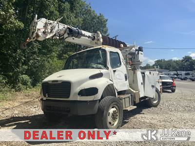 Altec DC47-TR, 23,790 Lb Digger Derrick