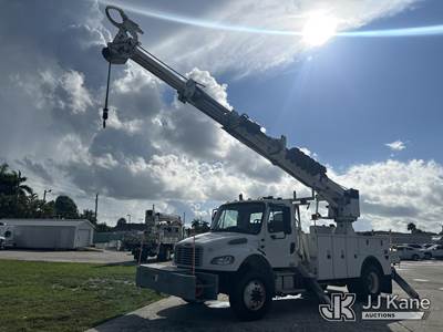 Altec DM47B-TR, 23,790 Lb Digger Derrick
