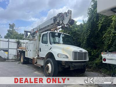 Altec DM47-BR, 23,790 Lb Digger Derrick