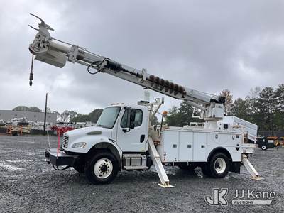 Altec DM47B-TR, 23,790 Lb Digger Derrick