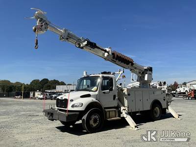 Altec DM47-BTR, 23,790 Lb Digger Derrick