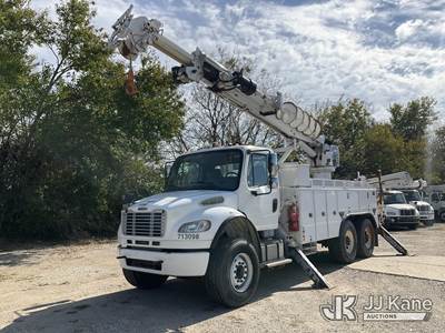 Altec DM45-BR, 19,460 Lb 45 ft, Digger Derrick